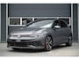 Volkswagen Golf 2.0 TSI GTI CLUBSPORT 300 PK / PANO / LEDER / IQ LIGHTS / MEMORY / STOELKOELING / BLIND SPOT / KEYLESS / 19"