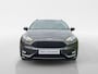 Ford Focus Wagon 1.5 ST-Line Automaat 150PK | Afn. Trekhaak | Stoelverwarming | Voorruitverwarming | Stuurverwarming | Cruise Control | Climate Control | Parkeersensoren | Navigatie | 1500kg Trekgewicht
