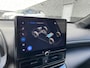 Toyota Yaris Cross 1.5 Hybrid 115 First Edition Stoel- & stuurwiel verwarming, parkeersensoren v&a, navigatie Apple CarPlay/Android Auto, achteruitrij camera