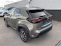 Toyota Yaris Cross 1.5 Hybrid 115 First Edition Stoel- & stuurwiel verwarming, parkeersensoren v&a, navigatie Apple CarPlay/Android Auto, achteruitrij camera