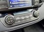 Toyota RAV4 2.0 Style 4WD TREKHAAK 2000KG TREKGEW CRUISE CLIMA  CAMERA BLUETOOTH 18'' LM-VELGEN EL-ACHTERKLEP KEYLESS NL-AUTO