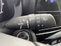Toyota Yaris Cross 1.5 Hybrid 115 First Edition parkeersensoren Voor- & Achter, achteruitrij camera, stuurwiel verwarming, stoel verwarming, Navigatie Apple CarPlay/Android Auto