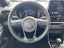 Toyota Yaris Cross 1.5 Hybrid 115 First Edition parkeersensoren Voor- & Achter, achteruitrij camera, stuurwiel verwarming, stoel verwarming, Navigatie Apple CarPlay/Android Auto