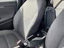 Toyota Yaris Cross 1.5 Hybrid 115 First Edition parkeersensoren Voor- & Achter, achteruitrij camera, stuurwiel verwarming, stoel verwarming, Navigatie Apple CarPlay/Android Auto