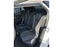Peugeot e-2008 EV Allure 50 kWh Carplay | Navi by App | Parkeersensoren Achter | Climate Control
