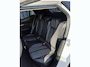 Peugeot e-2008 EV Allure 50 kWh Carplay | Navi by App | Parkeersensoren Achter | Climate Control I SOH 91%