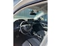 Peugeot e-2008 EV Allure 50 kWh Carplay | Navi by App | Parkeersensoren Achter | Climate Control