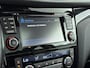 Nissan Qashqai 1.6 dCi TEKNA 4WD <| UNIEK! | TREKHAAK | CLIMA | CRUISE | 360 CAMERA | NAVI | 19'' LM VELGEN | PRIVACY GLASS | LEDER | PANORAMADAK | TREKGEWICHT 1800 KG! |