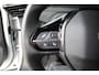 Peugeot 2008 1.2 PureTech 100 Allure Airco Carplay Rondom sensoren Nieuwstaat 15.768km