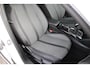 Peugeot 2008 1.2 PureTech 100 Allure Airco Carplay Rondom sensoren Nieuwstaat 15.768km