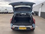 Kia EV3 Plus 81.4 kWh Nette auto, lage KM stand, dodehoekdetectie, camera, parkeersensoren, stoel- en stuurverwarming, Apple CarPlay/Android Auto