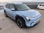 Kia EV3 Plus 81.4 kWh Nette auto, lage KM stand, dodehoekdetectie, camera, parkeersensoren, stoel- en stuurverwarming, Apple CarPlay/Android Auto
