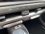 Kia EV3 Plus 81.4 kWh Nette auto, lage KM stand, dodehoekdetectie, camera, parkeersensoren, stoel- en stuurverwarming, Apple CarPlay/Android Auto