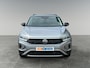 Volkswagen T-Roc 1.5 150pk TSI Life Edition Parkeerassistent (Park Assist) | Adaptive Cruise Control | Achteruitrijcamera 'Rear View'
