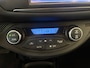 Toyota Yaris 1.5 Hybrid Bi-Tone