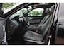Land Rover Range Rover Velar 2.0 P300 Turbo AWD R-Dynamic SE / Trekhaak / Panoramadak / 360Camera / Luxe Leder / Meridian / 22'' / Matrix LED / Keyless / Stoel+Stuurverwarming / Dodehoek / DAB / Cruise Control