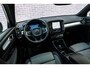 Volvo XC40 2.0 B4 Plus Dark | Trekhaak | Harman Kardon Audio | Achteruitrijcamera | Parkeersensoren | Keyless Entry | Elektrische Achterklep | Elektrisch Verstelbare Voorstoelen | Stoelverwarming | Google Navigatie | Apple Carplay | Android Auto |