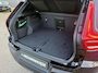 Volvo XC40 2.0 B4 Plus Dark | Trekhaak | TGW 2000 KG | Harman Kardon Audio | Winterwielenset €995 | Achteruitrijcamera | Parkeersensoren | Keyless Entry | Elektrische Achterklep | Elektrisch Verstelbare Voorstoelen | Stoelverwarming | Google Navigatie | Apple Carplay | Android Auto
