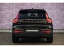 Volvo XC40 2.0 B4 Plus Dark | Trekhaak | Harman Kardon Audio | Achteruitrijcamera | Parkeersensoren | Keyless Entry | Elektrische Achterklep | Elektrisch Verstelbare Voorstoelen | Stoelverwarming | Google Navigatie | Apple Carplay | Android Auto |