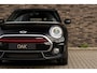 MINI Clubman 1.5 Cooper | JCW-Trim | Navigatie | Half Leder | PDC | 17"LM | Midnight Black