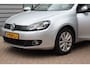 Volkswagen Golf 1.2 TSI Highline BlueMotion O.a: Clima, Cruise, Carplay, PDC, Stoelverwarming, ABC sportuitl., Etc... Rijklaar! All-in prijs!
