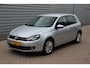 Volkswagen Golf 1.2 TSI Highline BlueMotion O.a: Clima, Cruise, Carplay, PDC, Stoelverwarming, ABC sportuitl., Etc... Rijklaar! All-in prijs!
