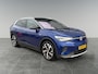 Volkswagen ID.4 Pro 77 kWh 204pk Parkeersensoren vóór en achter | Trekhaak | Stuurwiel verwarmd