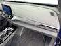 Volkswagen ID.4 Pro 77 kWh 204pk Parkeersensoren vóór en achter | Trekhaak | Stuurwiel verwarmd