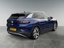 Volkswagen ID.4 Pro 77 kWh 204pk Parkeersensoren vóór en achter | Trekhaak | Stuurwiel verwarmd
