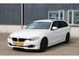 BMW 3-Serie Touring 316i Business Navi Cruise BT Stoelverw Park. Sensor. Elekt. Achterkl.