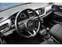 Kia Stonic 1.0 T-GDi 120pk H6 DynamicLine | Clima | Camera | Keyless | Carplay/Android Auto | PDC | Navigatie