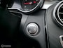 Mercedes-Benz C-klasse 180 AMG / 19 inch / Pano / Leder / Camera