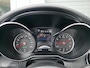 Mercedes-Benz C-klasse 180 AMG / 19 inch / Pano / Leder / Camera