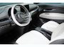 Fiat 500e La Prima 42 kWh | SoH 90,6% | Schuif/kanteldak | Carplay | Adaptive cruise | Parkeersensoren | Pack winter | Lm velgen