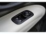 Fiat 500e La Prima 42 kWh | SoH 90,6% | Schuif/kanteldak | Carplay | Adaptive cruise | Parkeersensoren | Pack winter | Lm velgen