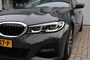 BMW 3-Serie 320I HIGH EXE. ED./M-SPORT/1E EIG./SCHUIFDAK/H.K.AUDIO/LEER/ORIG.NL/18INCH