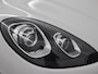 Porsche Macan 2.0 Apple carplay/android auto, Achteruitrijcamera, Rondomzicht camera, Cruise control, Dakspoiler, Rijstrooksensor, Warmtewerend glas Dit combineert sportiviteit, comfort en pure klasse in één indrukwekkende SUV. Met zijn stijlvolle uitstraling en hoogwaardige afwerking biedt deze Porsche een premium rijervaring.