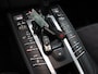 Porsche Macan 2.0 Apple carplay/android auto, Achteruitrijcamera, Rondomzicht camera, Cruise control, Dakspoiler, Rijstrooksensor, Warmtewerend glas Dit combineert sportiviteit, comfort en pure klasse in één indrukwekkende SUV. Met zijn stijlvolle uitstraling en hoogwaardige afwerking biedt deze Porsche een premium rijervaring.