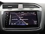 Volkswagen Tiguan 1.4 TSI eHybrid R-Line Business 245PK DSG SOH 100%, Trekhaak, 360gr. Camera, Side Assist, Stoel-Stuurverwarming, 19" LM Velgen, Matrix LED-verlichting, Keyless