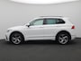 Volkswagen Tiguan 1.4 TSI eHybrid R-Line Business 245PK DSG SOH 100%, Trekhaak, 360gr. Camera, Side Assist, Stoel-Stuurverwarming, 19" LM Velgen, Matrix LED-verlichting, Keyless