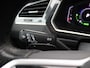 Volkswagen Tiguan 1.4 TSI eHybrid R-Line Business 245PK DSG SOH 100%, Trekhaak, 360gr. Camera, Side Assist, Stoel-Stuurverwarming, 19" LM Velgen, Matrix LED-verlichting, Keyless