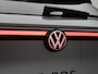 Volkswagen T-Roc 1.5 eTsi R-Line First Edition 150PK DSG Pano-Schuifdak, Trekhaak, Black Style, 20'' LM Velgen, Keyless, Side Assist, Matrix LED-Verlichting, Achteruitrijcamera