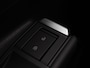 Volkswagen T-Roc 1.5 eTsi R-Line First Edition 150PK DSG Pano-Schuifdak, Trekhaak, Black Style, 20'' LM Velgen, Keyless, Side Assist, Matrix LED-Verlichting, Achteruitrijcamera