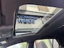 Volkswagen Golf 1.5 eTSI 150 pk DSG R-LINE   Panoramadak  IQ LIGHT   Achteruitri