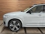 Volvo XC90 2.0 T8 Plug-in AWD Ultra Dark | Massage | Luchtvering | 22Inch | 7-Pers. | Pano |360°|H & K |Head-Up|Elektr Trekhaak