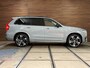 Volvo XC90 2.0 T8 Plug-in AWD Ultra Dark | Massage | Luchtvering | 22Inch | 7-Pers. | Pano |360°|H & K |Head-Up|Elektr Trekhaak