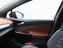 Volkswagen ID.5 Pro 77 kWh 204 Pk | Trekhaak | Carplay | Adaptive Cruise | Navigatie | Stoelverwarming | Full LED | 19 Inch