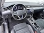Volkswagen Passat Variant 1.4 TSI PHEV GTE | Trekhaak | Camera | Side Assist | ACC | Elek. Achterklep | Keyless | Stoelverwarming | 17'' |