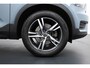 Volvo XC40 T4 R Design AWD 190 PK l Pano l Stoelverwarming l Cruise