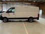 Volkswagen Crafter 2.0 TDI L3H2 140PK | Airco | Cruise Control | Multifunctioneel Stuurwiel | Trekhaak | Bluetooth |
